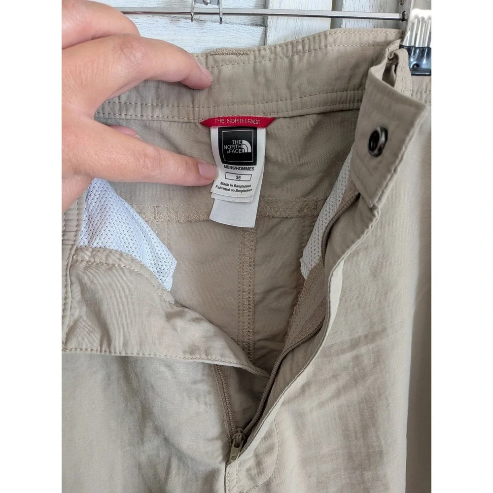 The North Face Horizon Khaki Tan Nylon Cargo Hiking Shorts Mens 36 Utility